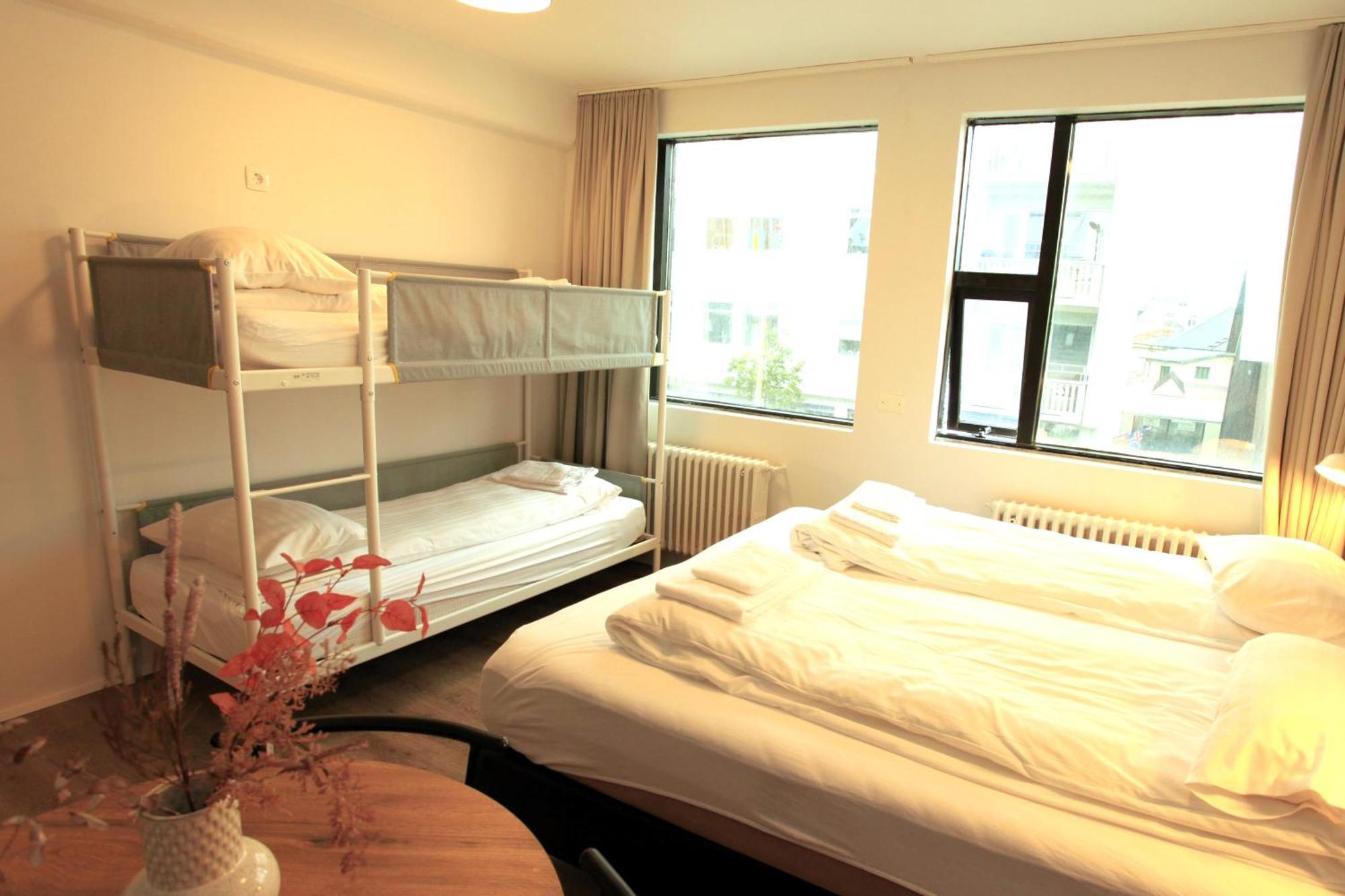 Day Dream L23 Guesthouse เรคยาวิก ภายนอก รูปภาพ